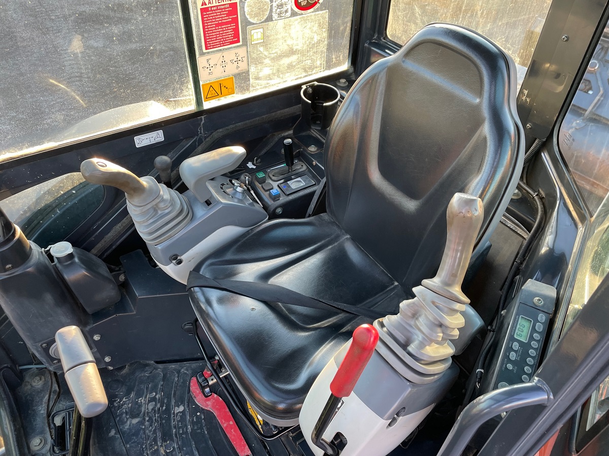 HITACHI ZX 26 -5 - MNS | Materiel Negoce Services