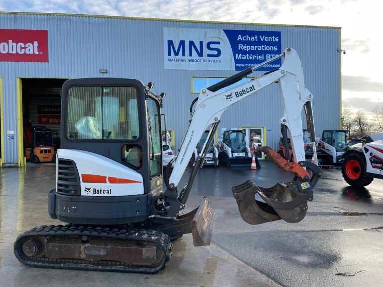 MNS BOBCAT E26