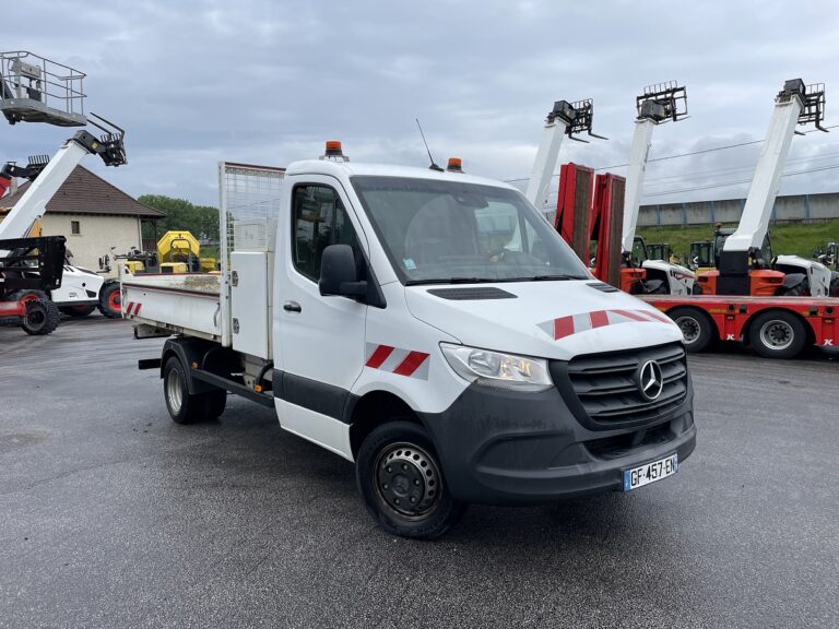 CAMION BENNE 3.5 T Mercedes SPRINTER