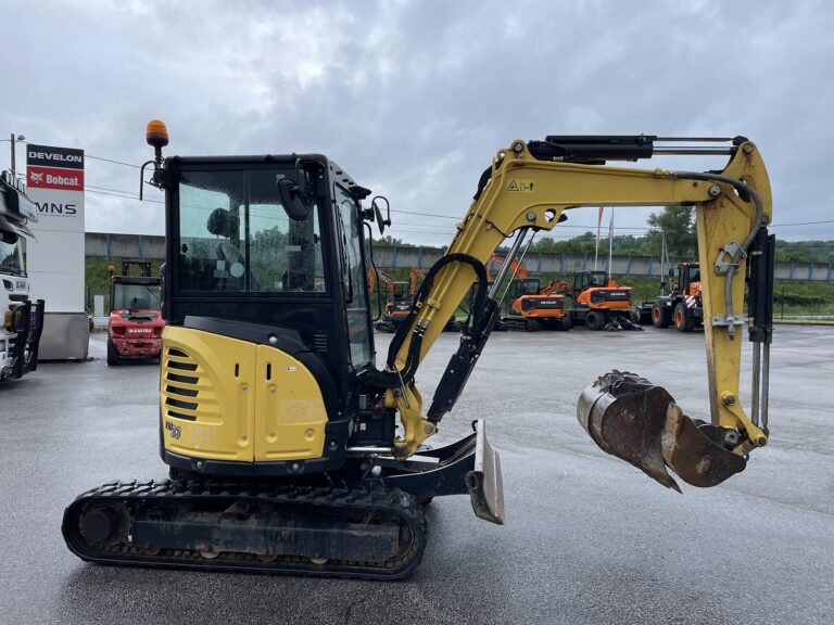 mini pelle 3300 kg MNS YANMAR VIO 33-6